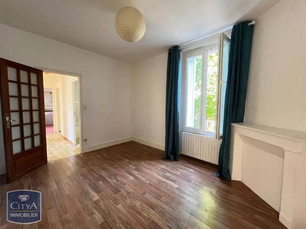 Maison à louer 5 pièces 116.95m² Vierzon (18100)