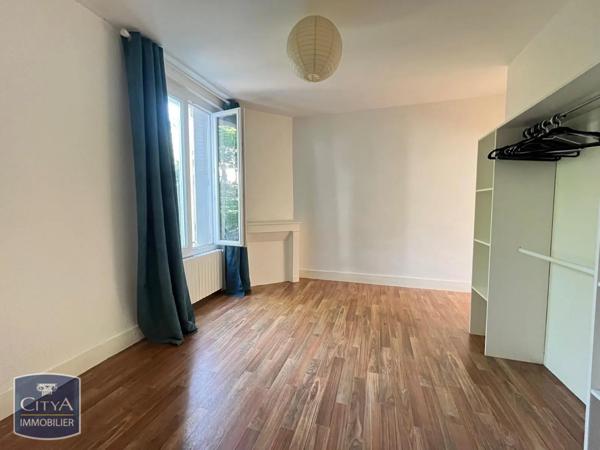 Maison à louer 5 pièces 116.95m² Vierzon (18100)