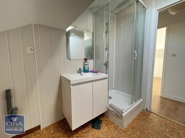 Maison à louer 5 pièces 116.95m² Vierzon (18100)