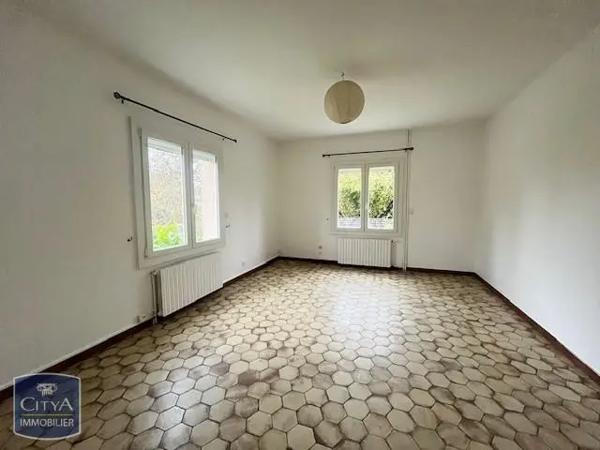 Maison à louer 5 pièces 116.95m² Vierzon (18100)