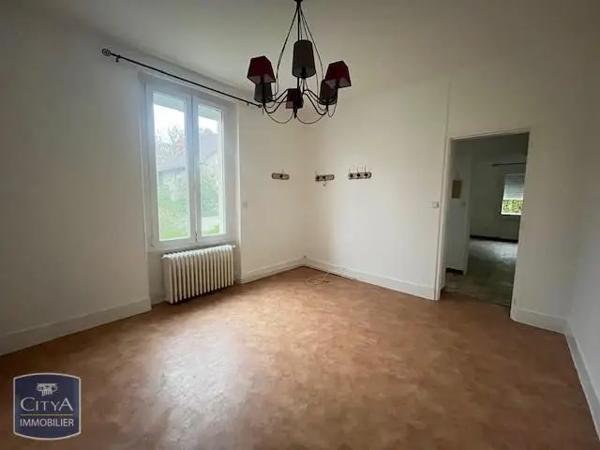 Maison à louer 5 pièces 116.95m² Vierzon (18100)