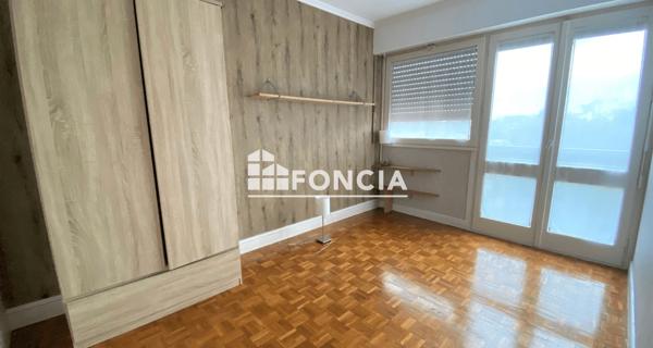 Location Appartement 4 pièces 72.27 m² - Le Mée-sur-seine 77350