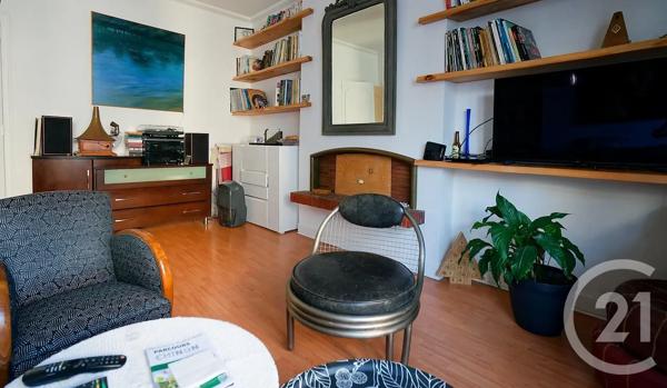 Appartement F4 à vendre  4 pièces - 100 m 2   VANNES  - 56