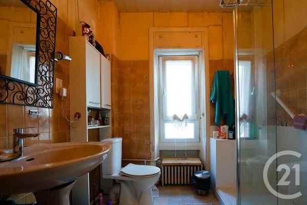 Appartement F4 à vendre  4 pièces - 100 m 2   VANNES  - 56