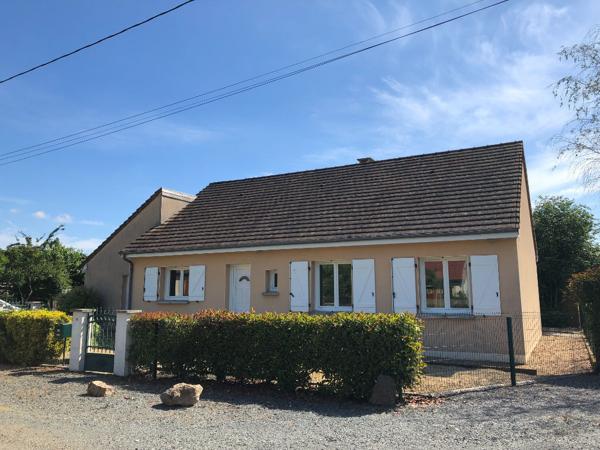 Pavillon de plain-pied avec locataire en place à La Flèche