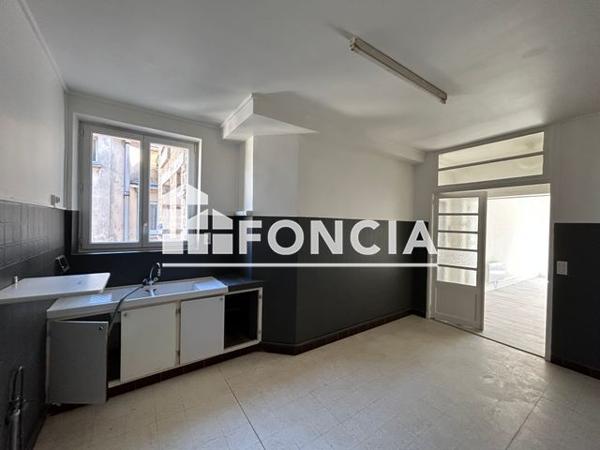 Location Appartement 2 pièces 55.86 m² - 9 AVENUE JEAN JAURES Charleville-mezieres 08000