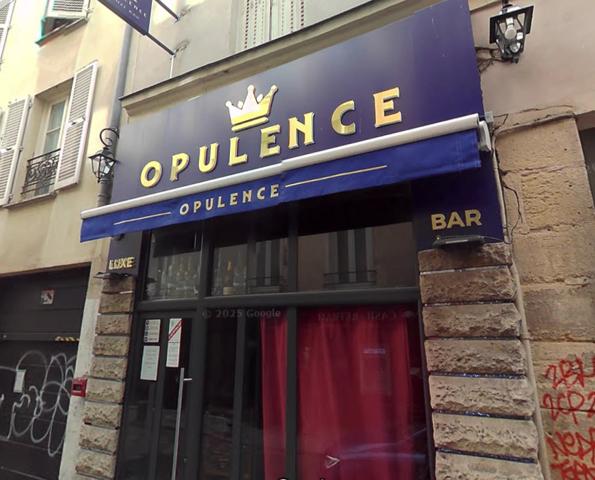 LOCAL À LOUER 250M2 À PARIS (75011)