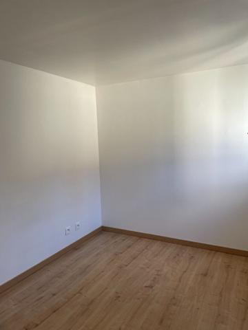 Location appartement Creil - 1 pièce(s) - 29 m² - 575 €/mois