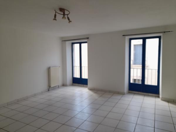 Die (26150) BAIISSE DE PRIX ! Coeur de Ville à Die/ Bel appartement 3 pièces, lumineux de 83m2 avec cave