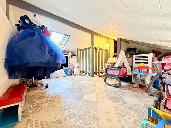 Maison Eragny 4 pièce(s) 78 m2 €299 000 ** - Référence 7471