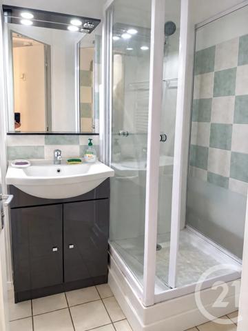Appartement T2 à vendre  2 pièces - 32 m 2   DIGNE LES BAINS  - 04