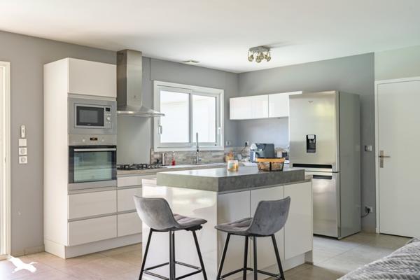 Maison à vendre 369 600 € Saujon 5 p 123 m² DPE D