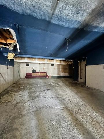 Vente                                                      Fonds de commerce
                        
                                         146 m2                     à Melun