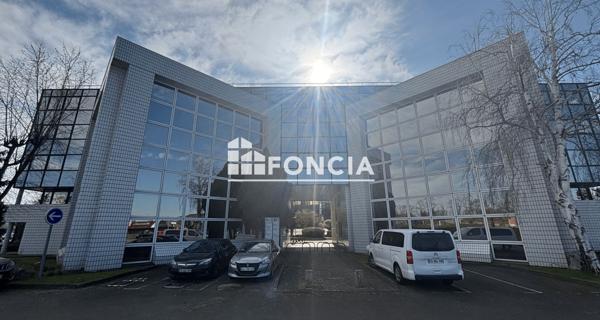 À vendre Local commercial 1480 m² - Blagnac 31700