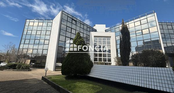 À vendre Local commercial 1480 m² - Blagnac 31700