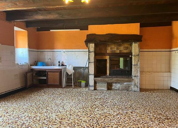 Maison à vendre    5 pièces •  Beuzec-Cap-Sizun