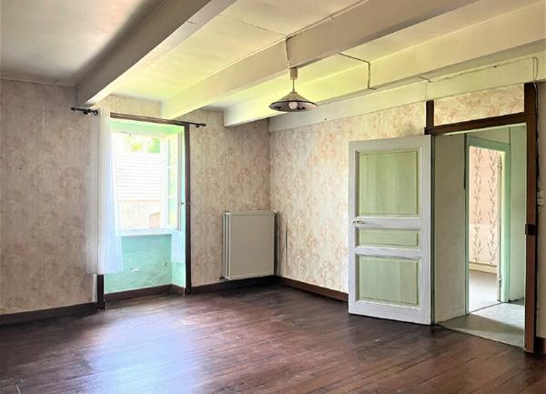 Maison à vendre    5 pièces •  Beuzec-Cap-Sizun