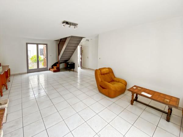 À vendre Maison individuelle à Vauréal (140 m² utiles) 5 chambres