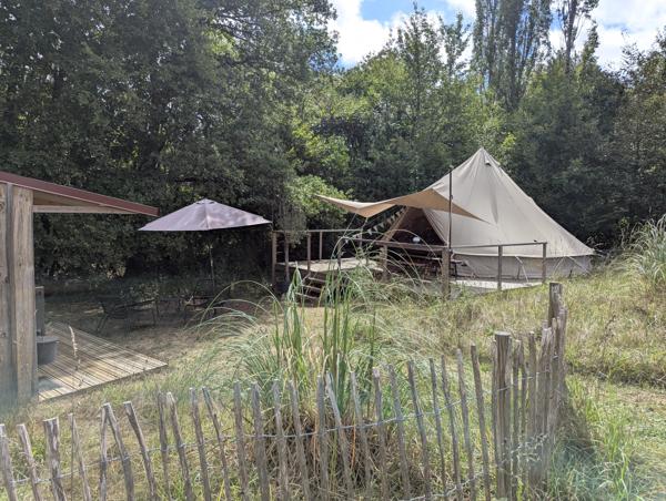 Une opportunité unique de gîte et glamping haut de gamme à proximité de Sarlat