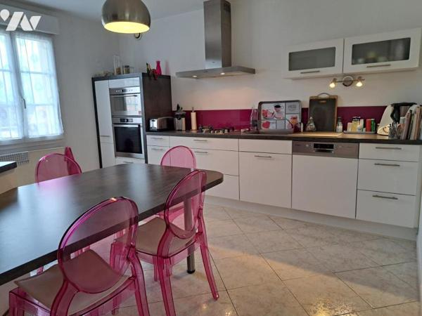 A VENDRE PAVILLON LA SUZE SUR SARTHE, IDEAL FAMILLE