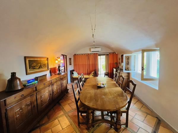 Gargas (84400) Villa de plain-pied proche village