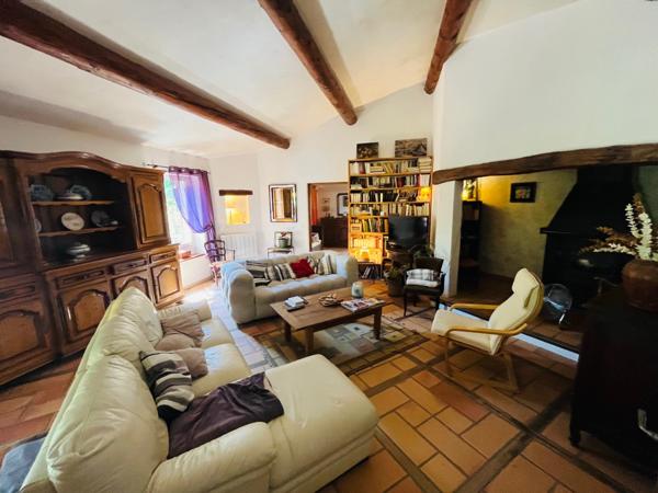 Gargas (84400) Villa de plain-pied proche village