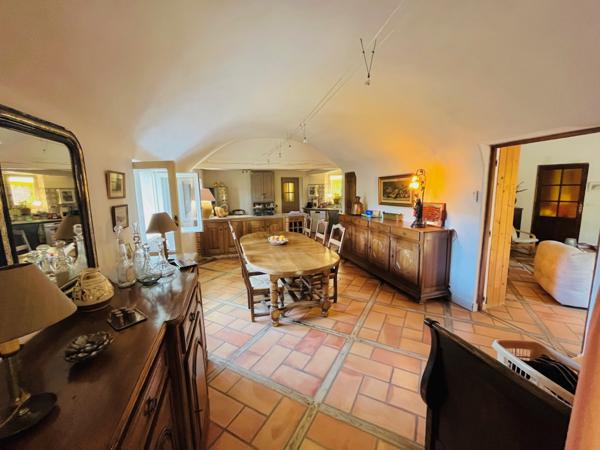 Gargas (84400) Villa de plain-pied proche village