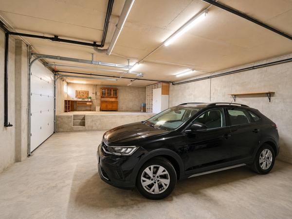 Maison à vendre 8 pièces LES MARTRES DE VEYRE (63)