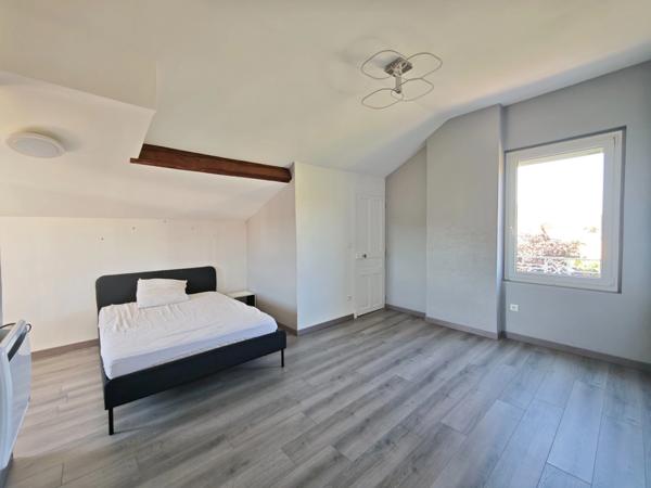 Maison à vendre 8 pièces LES MARTRES DE VEYRE (63)