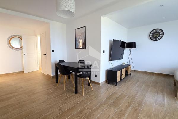 Bel appartement T4 rénové avec vue exceptionnelle sur l'étang