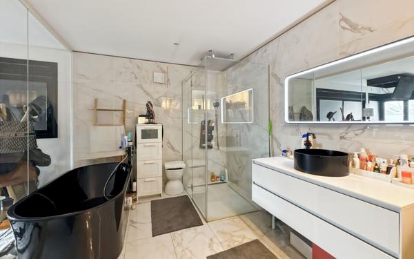 Maison à vendre    6 pièces • 260 m2 Toulouse