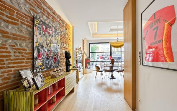 Maison à vendre    6 pièces • 260 m2 Toulouse