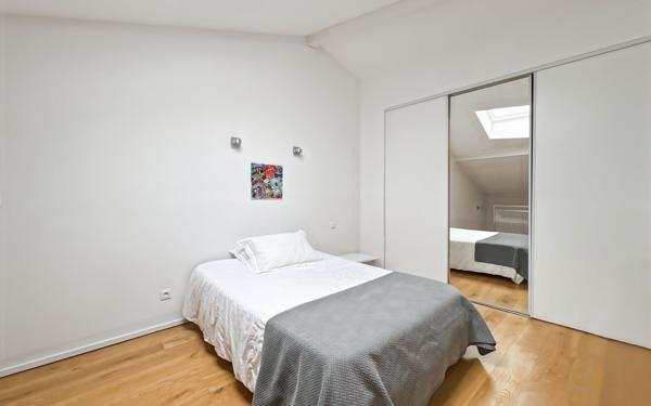 Maison à vendre    6 pièces • 260 m2 Toulouse