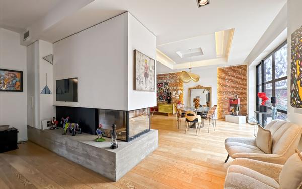 Maison à vendre    6 pièces • 260 m2 Toulouse