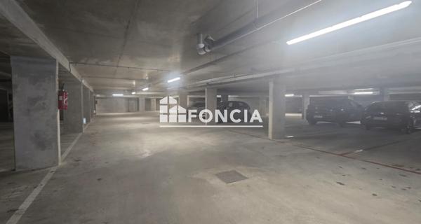 À vendre Parking 12.9 m² - Louvres 95380