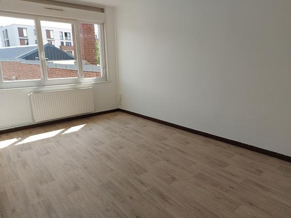 Appartement 3 pièces de 102m² CAMBRAI