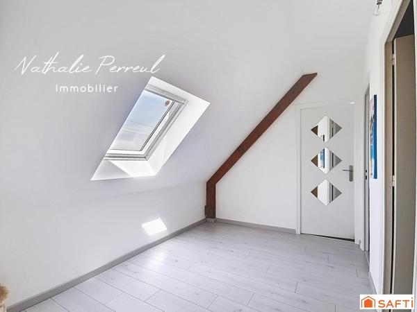 Maison familiale avec grand jardin arboré et sous-sol complet