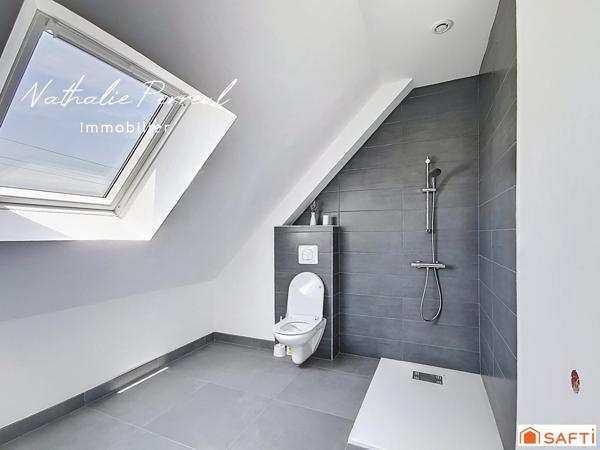 Maison familiale avec grand jardin arboré et sous-sol complet