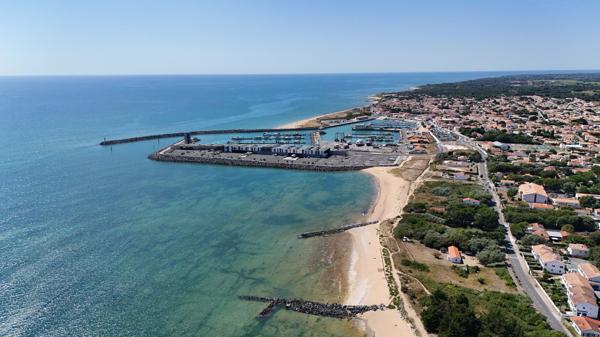 Vente Maison de luxe Saint-Pierre-d'Oléron 6 Pièces 150 m²