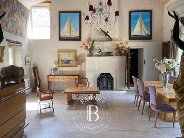 Lencloître, Propriété 6 Chambres -  416 m² à vendre
