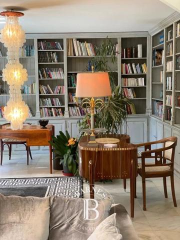 Lencloître, Propriété 6 Chambres -  416 m² à vendre