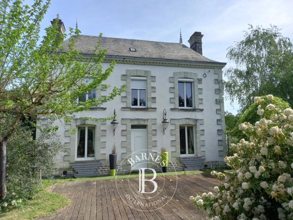 Lencloître, Propriété 6 Chambres -  416 m² à vendre
