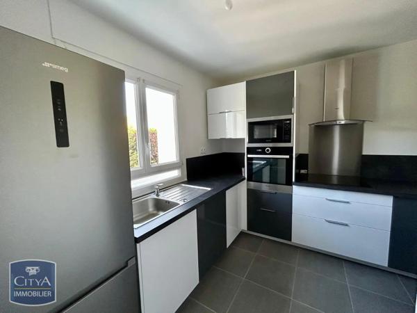 Appartement à louer 4 pièces 77.47m²