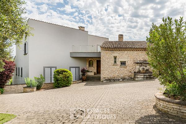 Propriété en Provence, proche Manosque dans le parc régional du Luberon