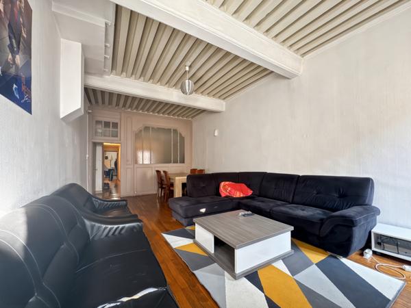 Trévoux (01600) Investissement locatif : Trévoux : grand appartement T2 à vendre 130000 € loué 600€