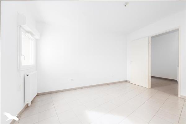 Appartement à louer 705 € CC PESSAC 2 p 45 m² DPE C