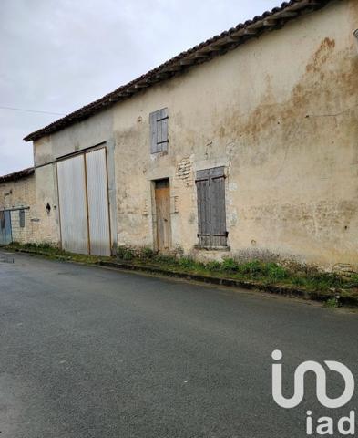 Immeuble à vendre 193 m² Matha