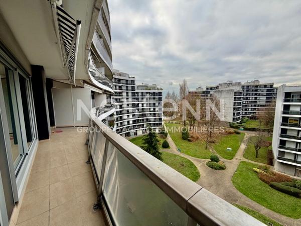 Appartement Saint Maurice 2P 47 m2 grand balcon et cave