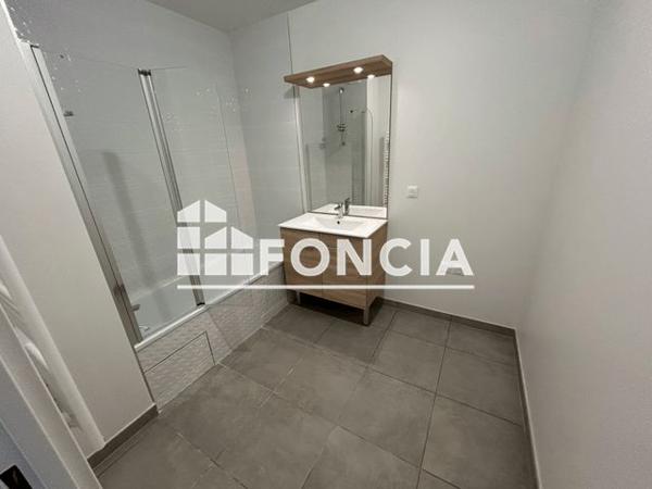 Location Appartement 2 pièces 44.2 m² - 69 RUE ROGER SALENGRO Amberieu En Bugey 01500