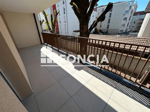 Location Appartement 2 pièces 44.2 m² - 69 RUE ROGER SALENGRO Amberieu En Bugey 01500